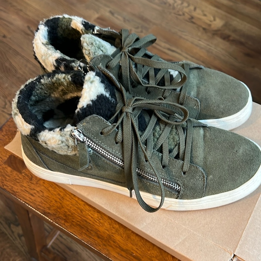 Steve Madden Kameo multi color zip sneaker